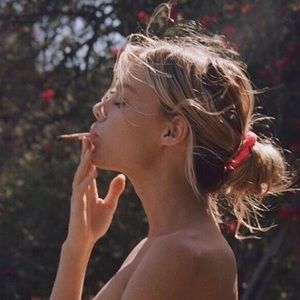 Meet your Posher, Nora